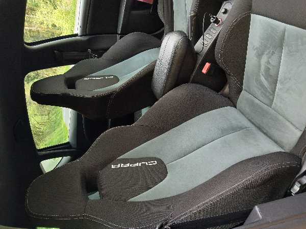 Seat Leon II (2) 2.0 TSI 265 17CV CUPRA R