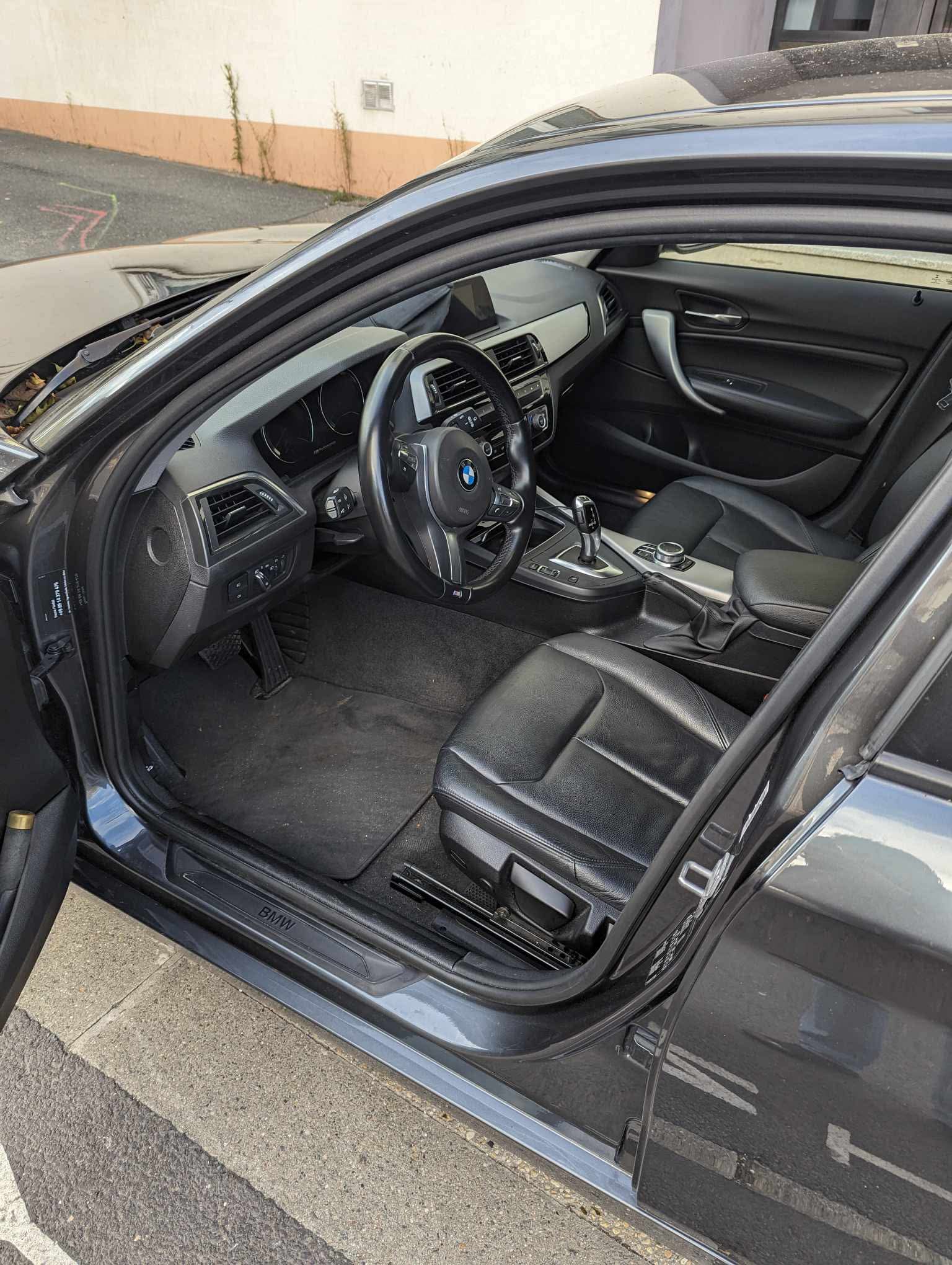 Bmw Serie 1 (F20) (2) 120I 184 URBANCHIC BVA8 5P