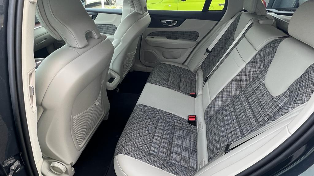 Volvo V60 II D3 150 ADBLUE MOMENTUM GEARTRONIC 8