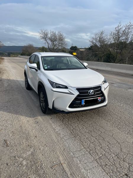 Lexus Nx LEXUS NX300h 197ch / 121 000 KMS / SIÈGES CHAUFFANTS