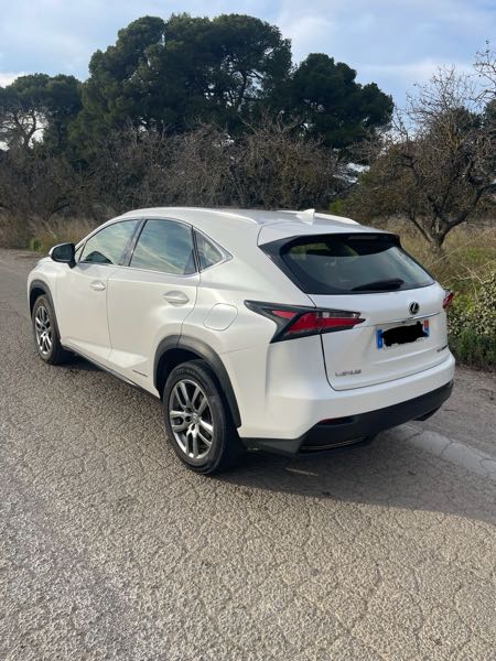 Lexus Nx LEXUS NX300h 197ch / 121 000 KMS / SIÈGES CHAUFFANTS