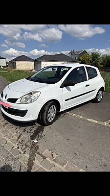 Renault Clio III (2) 1.2 16V 75 AUTHENTIQUE 3P