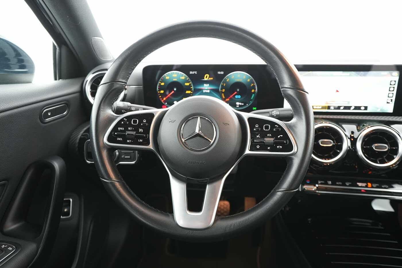 Mercedes-Benz A 250  e Style
