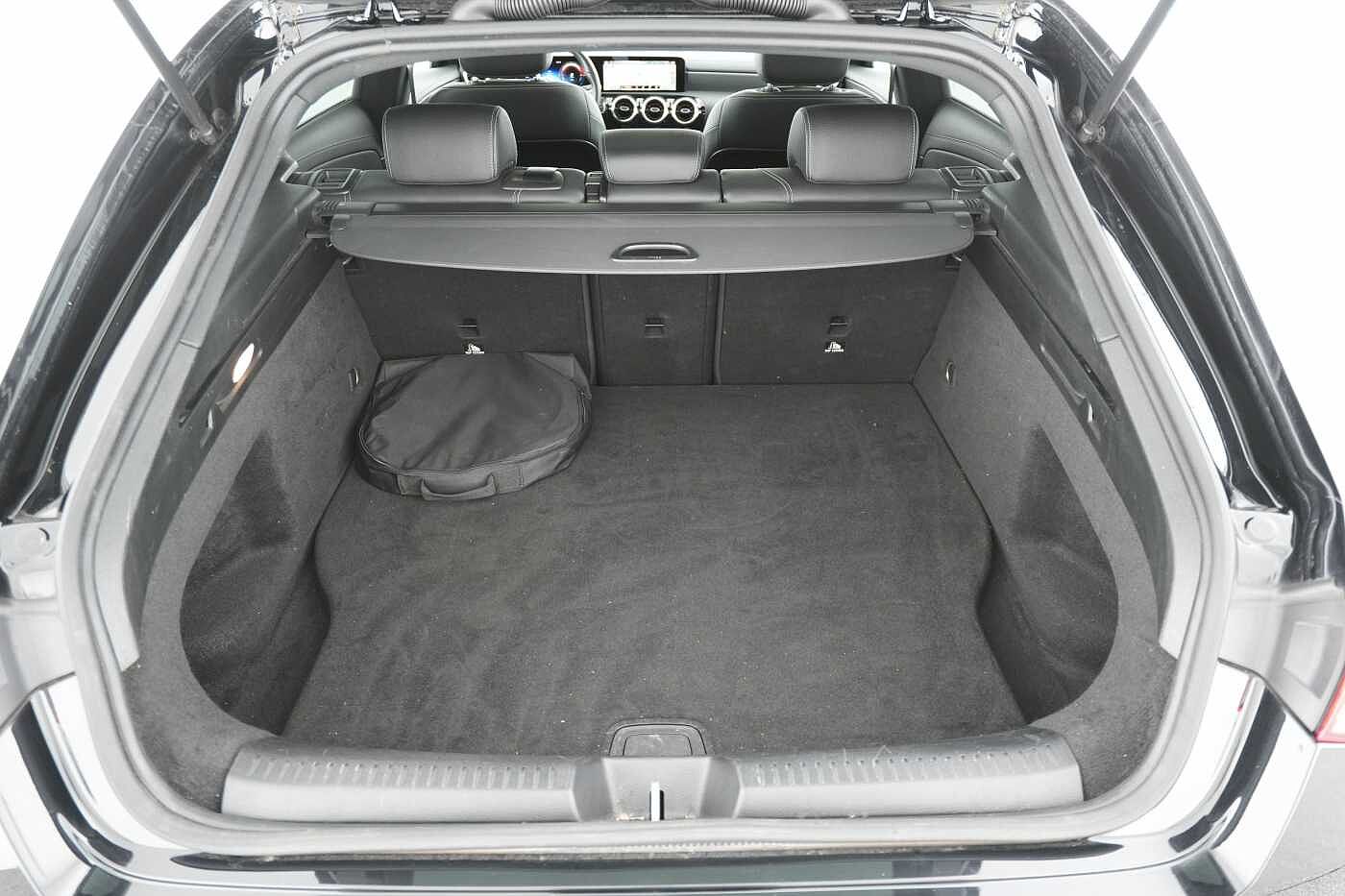 Mercedes-Benz CLA 250  e Shooting Brake Progressive
