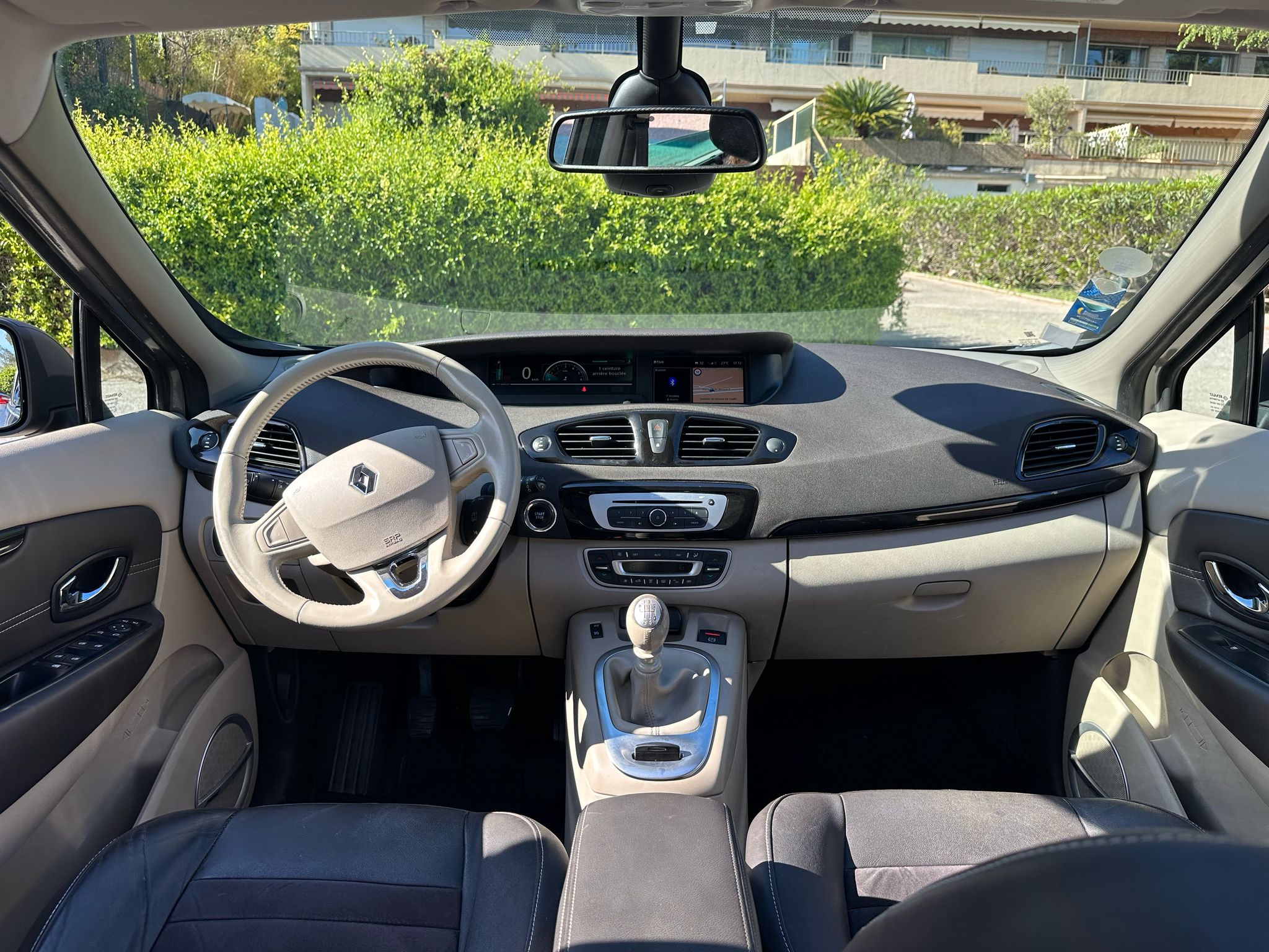 Renault Scenic III (3) 1.6 DCI 130 ENERGY INITIALE ECO2
