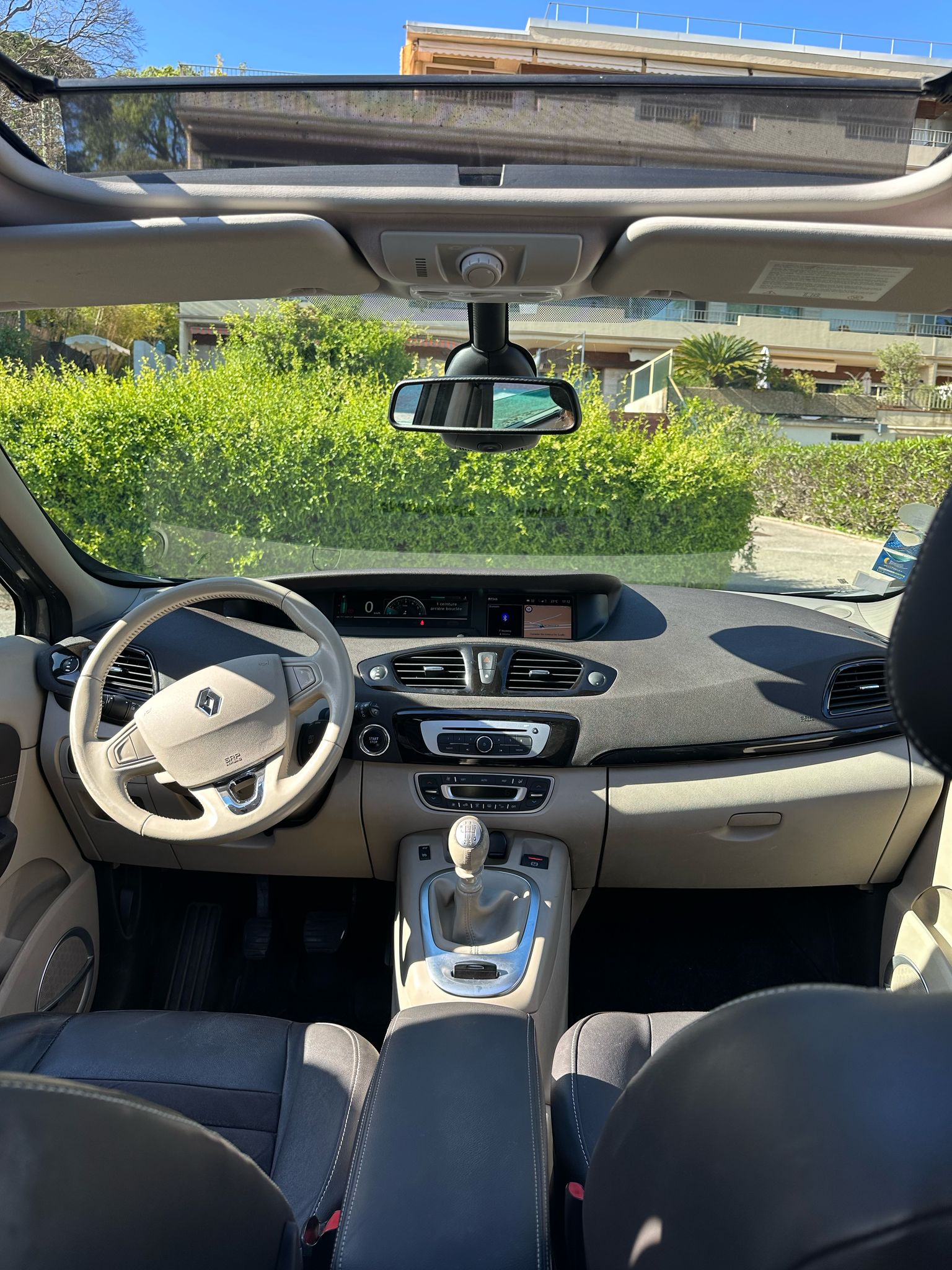 Renault Scenic III (3) 1.6 DCI 130 ENERGY INITIALE ECO2