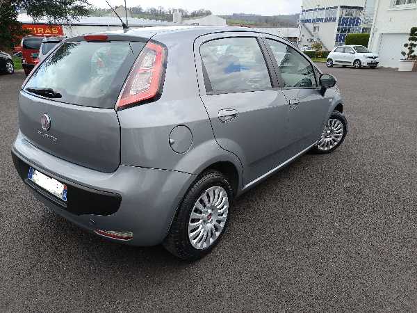 Fiat Punto Evo 1.3 MULTIJET 75 S&amp;S DPF DYNAMIC 5P