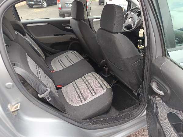 Fiat Punto Evo 1.3 MULTIJET 75 S&amp;S DPF DYNAMIC 5P