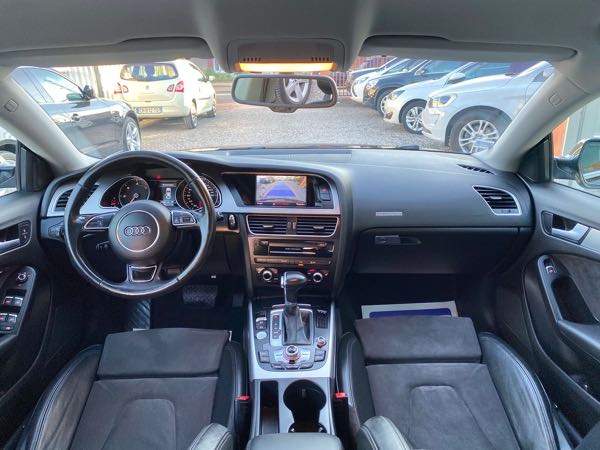 Audi A5 (2) SPORTBACK 2.0 TDI 177 AMBIENTE PLUS QUATTRO S TRONIC 5PL