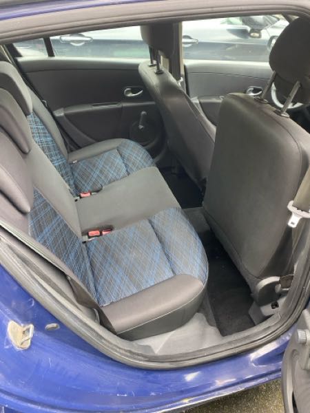 Renault Clio IV 1.2 16V 75 AUTHENTIQUE