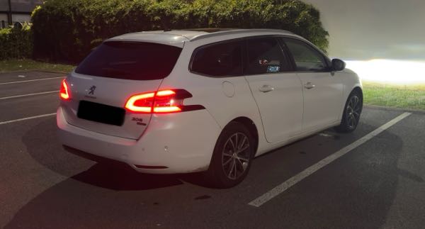 Peugeot 308 II SW 1.6 BLUEHDI 120 S&amp;S FELINE EAT6