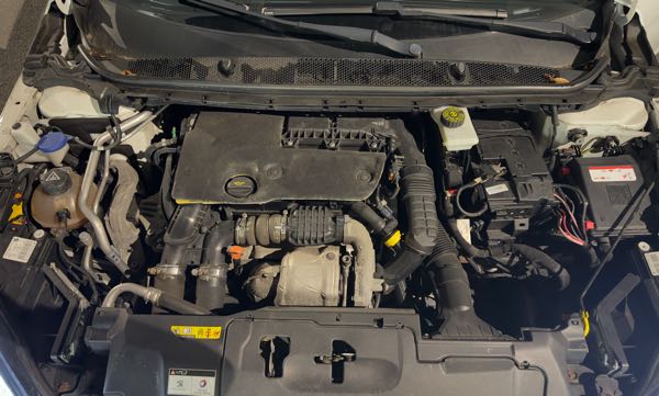 Peugeot 308 II SW 1.6 BLUEHDI 120 S&amp;S FELINE EAT6