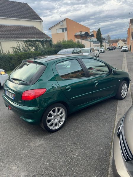 Peugeot 206 2.0 HDI ROLAND GARROS 5P