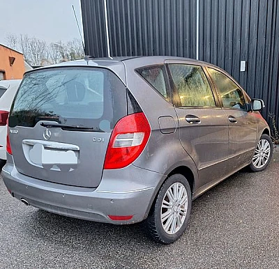 Mercedes-Benz Classe A III (2) 180 D INTUITION
