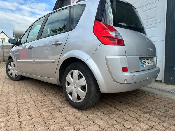 Renault Scenic Scenic DCI 130 EXPRESSION