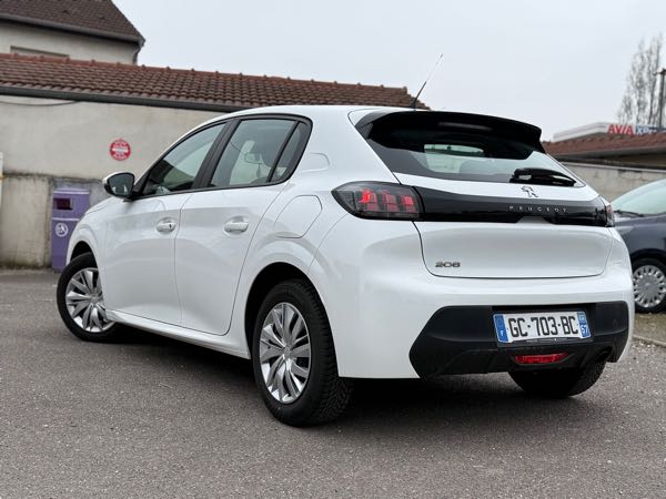 Peugeot 208 Peugeot 208 HDI 110 Allure