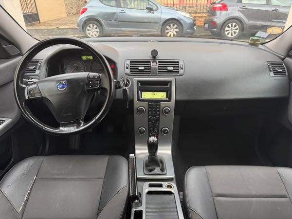 Volvo S40 II 1.6 D 110 DRIVE MOMENTUM