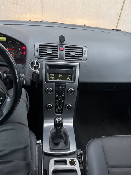 Volvo S40 II 1.6 D 110 DRIVE MOMENTUM