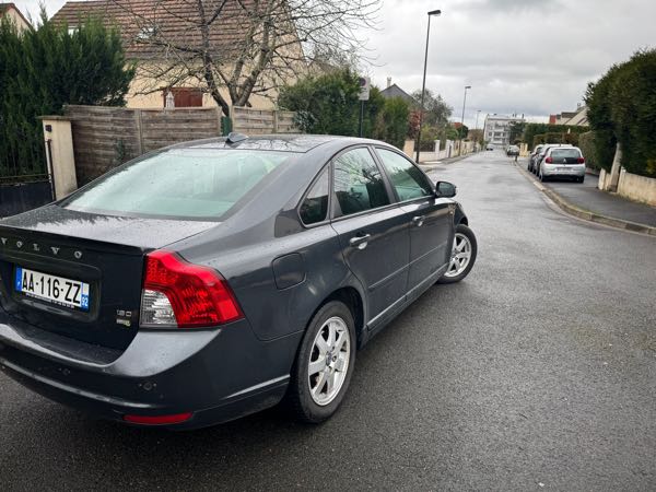 Volvo S40 II 1.6 D 110 DRIVE MOMENTUM