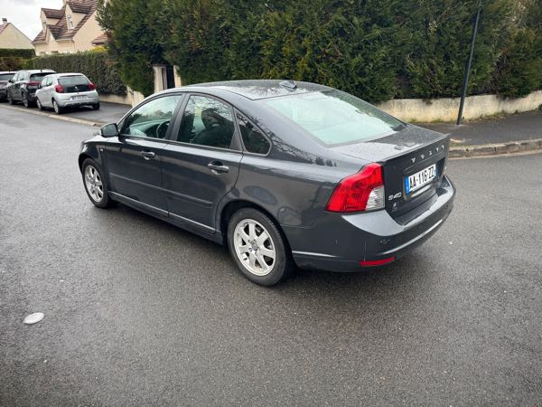 Volvo S40 II 1.6 D 110 DRIVE MOMENTUM
