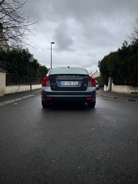 Volvo S40 II 1.6 D 110 DRIVE MOMENTUM
