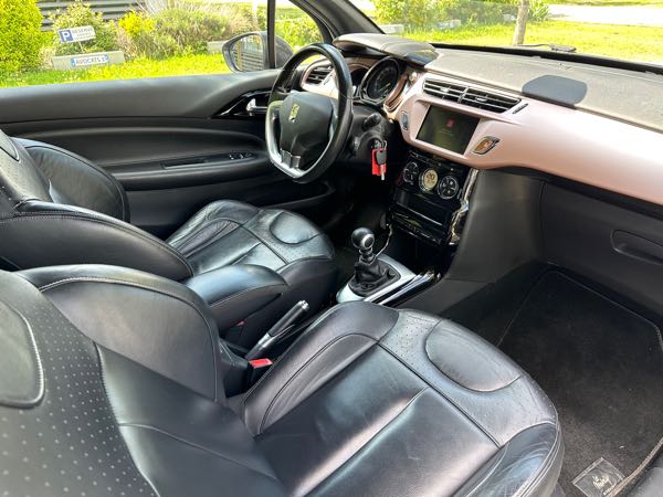 Citroen Ds3 CITROEN DS3 1.2 THP 130CV kilométrage : 135 000km PACK LE