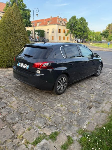 Peugeot 308 II (2) 1.5 BLUEHDI 130 S&amp;S 7CV ACTIVE BUSINESS