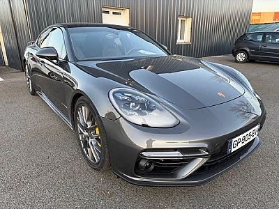 Porsche Panamera II TURBO