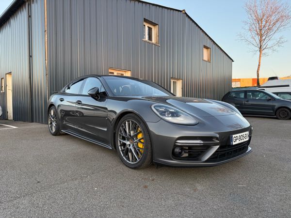 Porsche Panamera II TURBO