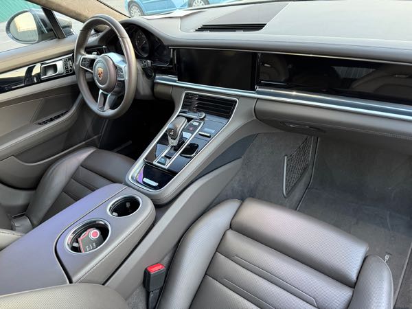 Porsche Panamera II TURBO