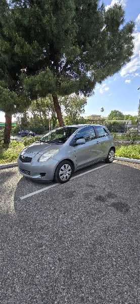 Toyota Yaris II 87 VVT-I 3P