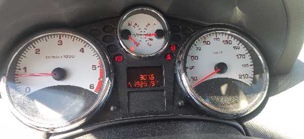 Peugeot 207 1.6 HDI 16V 90 URBAN 3P