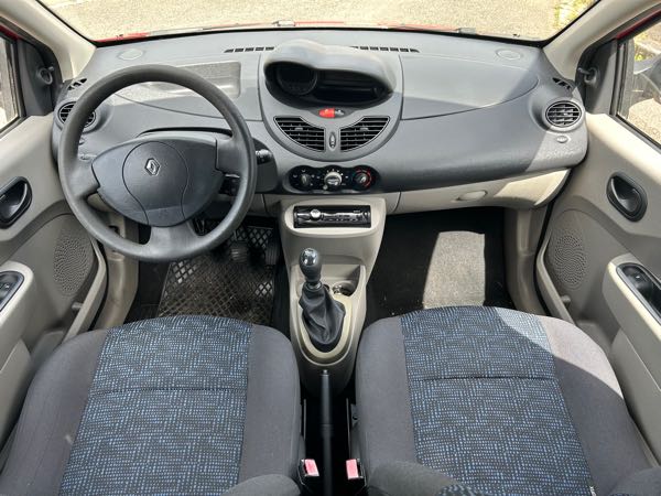 Renault Twingo II (2) 1.2 LEV 16V 75 INTENS ECO2