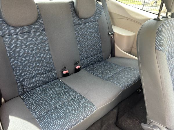 Renault Twingo II (2) 1.2 LEV 16V 75 INTENS ECO2