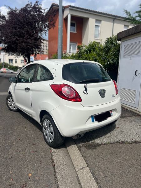 Ford Ka Ford Ka 1.2 69 ch – 125 000 km – Crit’Air 1 – Très bon état