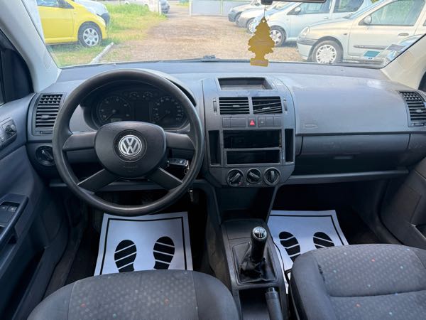 Volkswagen Polo IV (2) TDI 70 CONFORT 5P