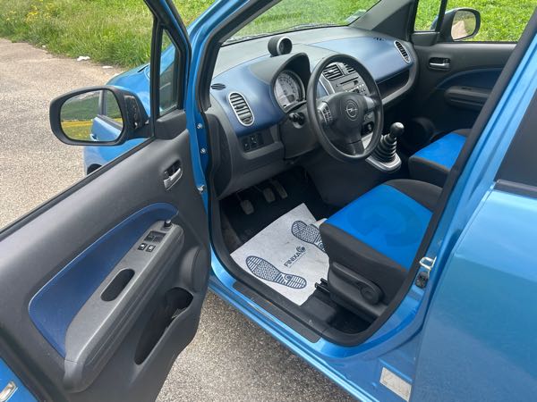 Opel Agila Opel Agila 1.3 CDTI