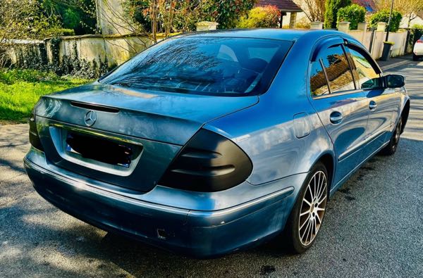 Mercedes-Benz Classe E III (2) 220 CDI CLASSIC