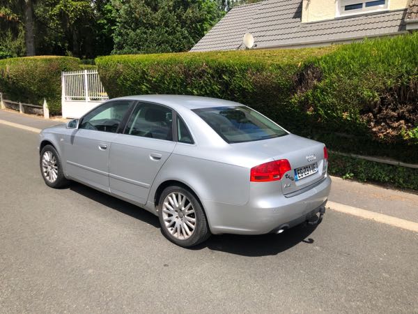 Audi A4 III 2.0 TDI 140 DPF ADVANCE EDITION