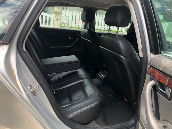 Audi A4 III 2.0 TDI 140 DPF ADVANCE EDITION