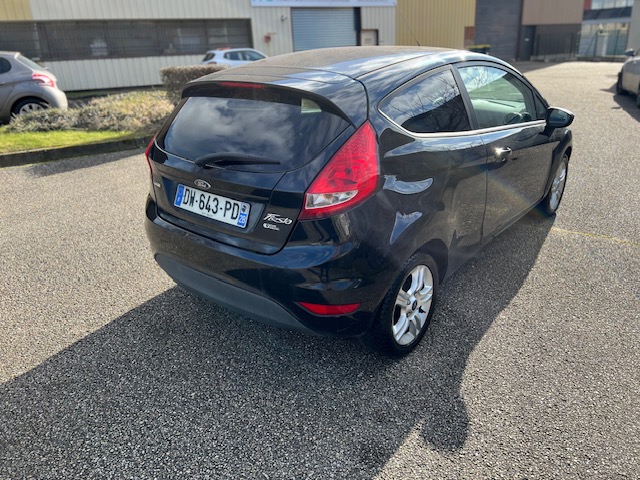 Ford Fiesta V 1400 TDCI 68ch Climatisation