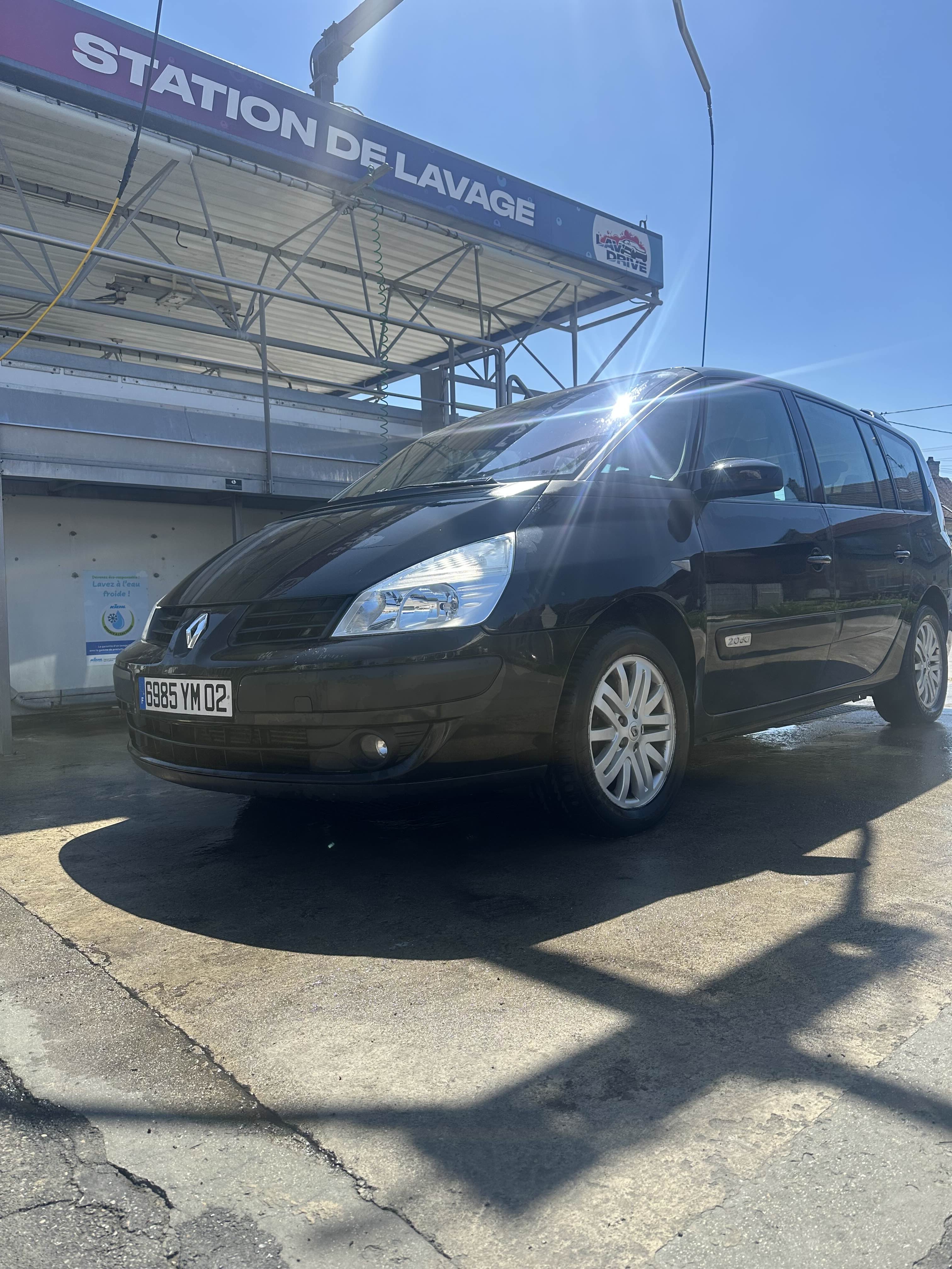 Renault Espace IV (2) 2.0 DCI 150 CARMINAT