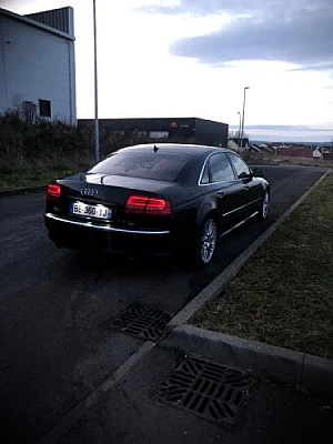Audi A8 III (2) 4.2 V8 TDI 385 LIMOUSINE AVUS QUATTRO SPORT