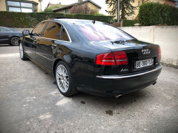 Audi A8 III (2) 4.2 V8 TDI 385 LIMOUSINE AVUS QUATTRO SPORT