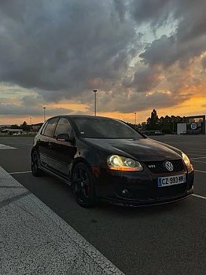Volkswagen Golf V 2.0 TFSI 200 GTI DSG 5P