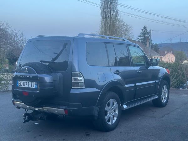Mitsubishi Pajero III (2) 3.2 DI-D INSTYLE BVA 5P