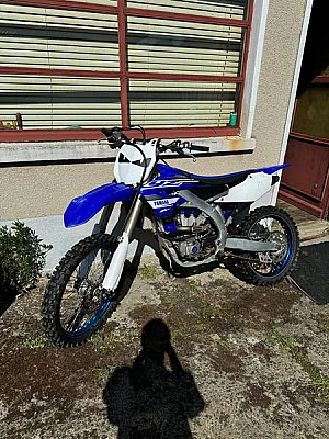 YAMAHA YZ F