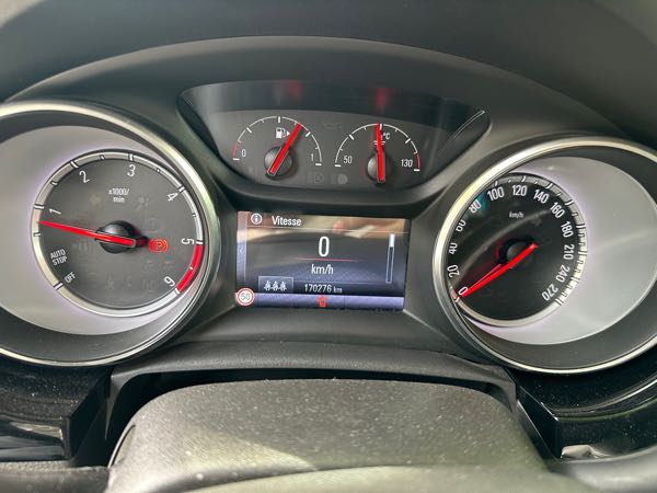 Opel Astra V SPORTS TOURER 1.6 DIESEL 136 INNOVATION