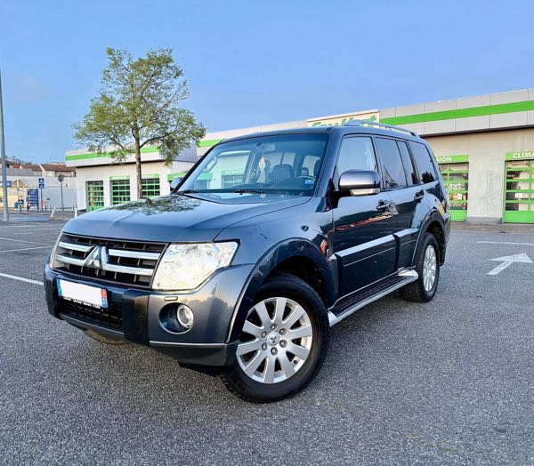 Mitsubishi Pajero 3.8 V6 250ch