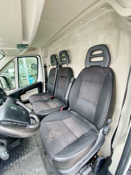 Peugeot Boxer II 2.0 BLUEHDI 110 CONFORT 330 L2H2